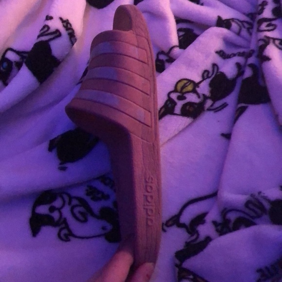 Shoe - Picture 2 of 2